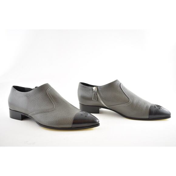 Chanel 18B Black Grey Grained CC Pointed Loafer Moccasin Flat Short Boots 40.5 - Picture 2 of 12